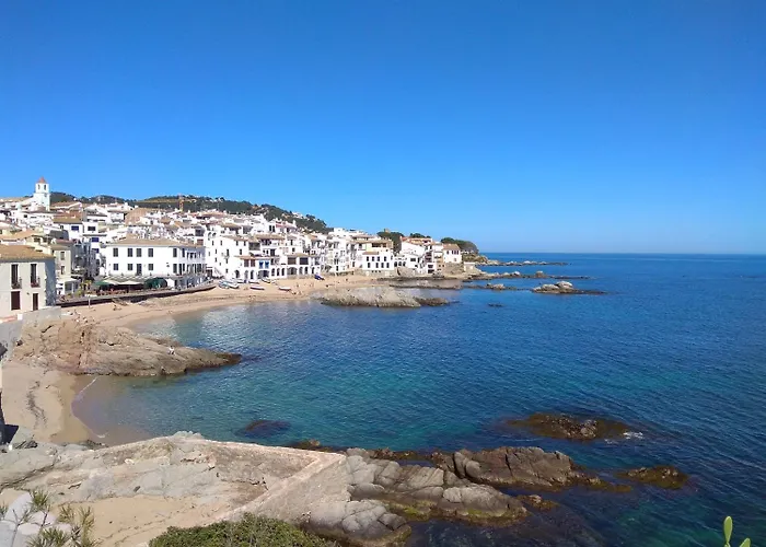 Отель Mediterrani Калелья-де-Палафружель