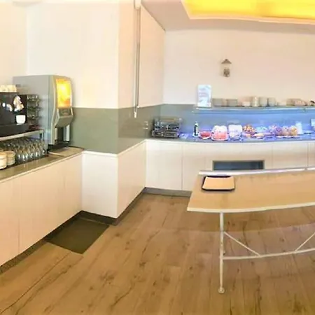 Mediterrani Hotel 3*