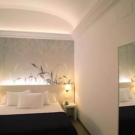 Mediterrani Hotel 3*