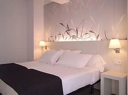 Hotel Mediterrani 3*